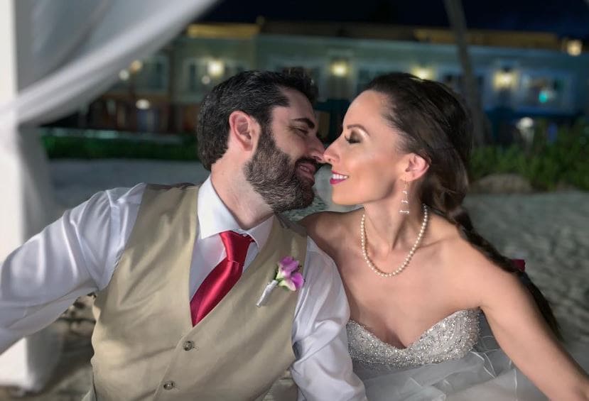 Sara Gonzales Age, Husband, Family, Bio, Makeup, Wiki, Net Worth ...