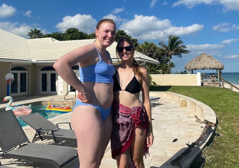 Pearl Davis (JustPearlyThings) Age, Height, Parents, Husband, Wiki, Bio